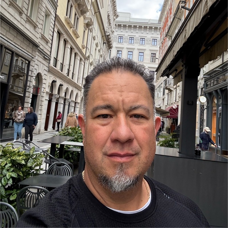 Vivian Sisneros Jr.